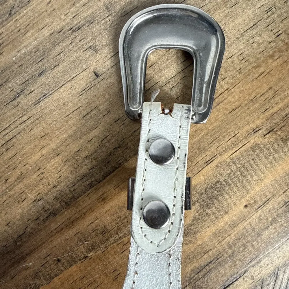 Vintage Western Tooled Belt White Leather Silver Buckle Kids 25